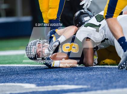 Thumbnail 3 in Lake Ridge vs. Highland Park (UIL 5A DI Quarterfinal Playoff) photogallery.