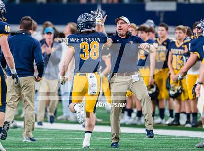 Thumbnail 2 in Lake Ridge vs. Highland Park (UIL 5A DI Quarterfinal Playoff) photogallery.