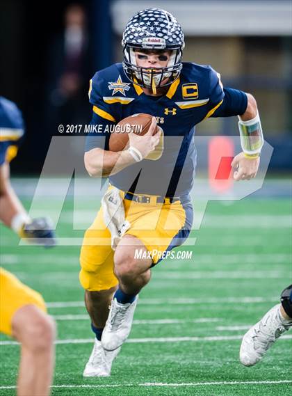 Thumbnail 2 in Lake Ridge vs. Highland Park (UIL 5A DI Quarterfinal Playoff) photogallery.