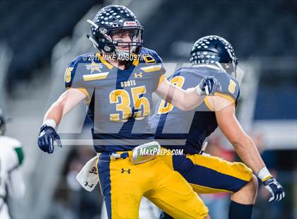 Thumbnail 1 in Lake Ridge vs. Highland Park (UIL 5A DI Quarterfinal Playoff) photogallery.