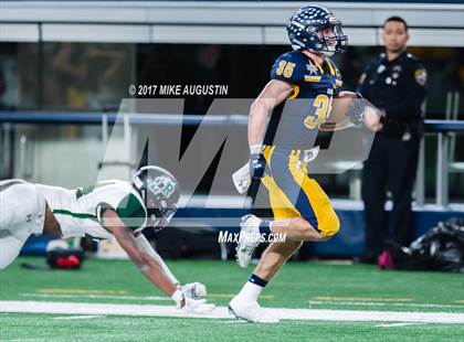 Thumbnail 3 in Lake Ridge vs. Highland Park (UIL 5A DI Quarterfinal Playoff) photogallery.