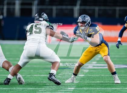Thumbnail 2 in Lake Ridge vs. Highland Park (UIL 5A DI Quarterfinal Playoff) photogallery.