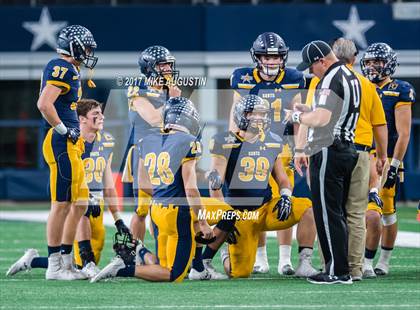 Thumbnail 3 in Lake Ridge vs. Highland Park (UIL 5A DI Quarterfinal Playoff) photogallery.
