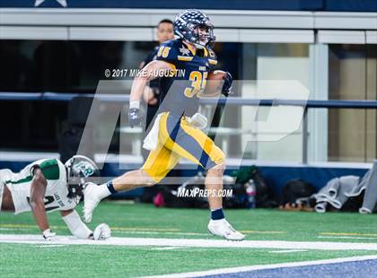 Thumbnail 1 in Lake Ridge vs. Highland Park (UIL 5A DI Quarterfinal Playoff) photogallery.
