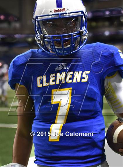 Thumbnail 3 in Brandeis vs Clemens (UIL 6A D2 Area Playoff) photogallery.