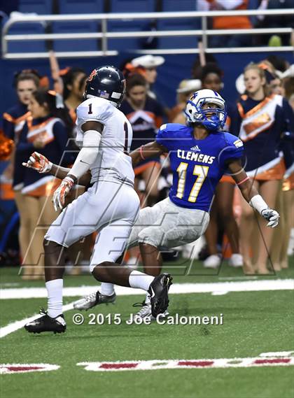 Thumbnail 2 in Brandeis vs Clemens (UIL 6A D2 Area Playoff) photogallery.