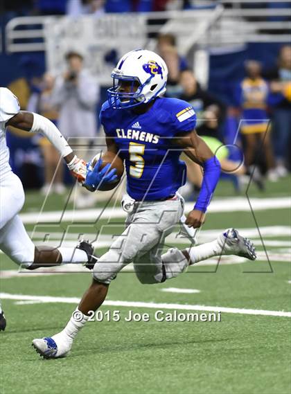 Thumbnail 3 in Brandeis vs Clemens (UIL 6A D2 Area Playoff) photogallery.