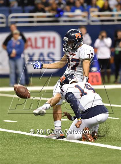 Thumbnail 2 in Brandeis vs Clemens (UIL 6A D2 Area Playoff) photogallery.