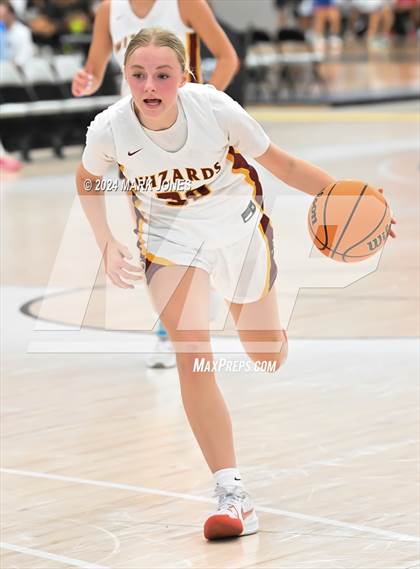 Thumbnail 3 in Phoenix Country Day vs. Windsor (Section 7) photogallery.