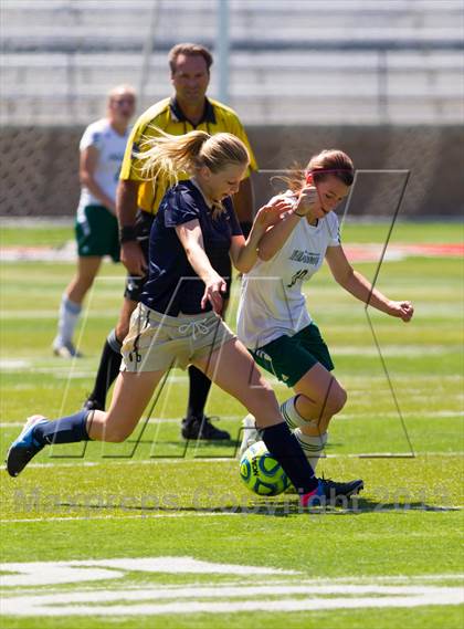 Thumbnail 2 in Liberty Ranch vs. Central Catholic (CIF SJS D5 Final) photogallery.