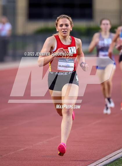 Thumbnail 2 in Kentucky Dream Mile photogallery.
