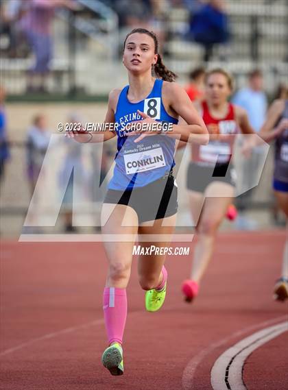 Thumbnail 1 in Kentucky Dream Mile photogallery.