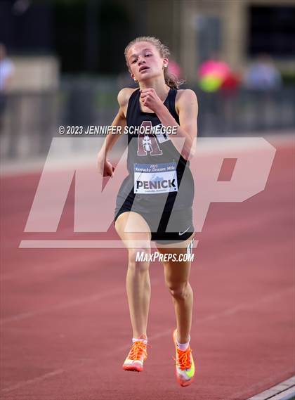 Thumbnail 1 in Kentucky Dream Mile photogallery.