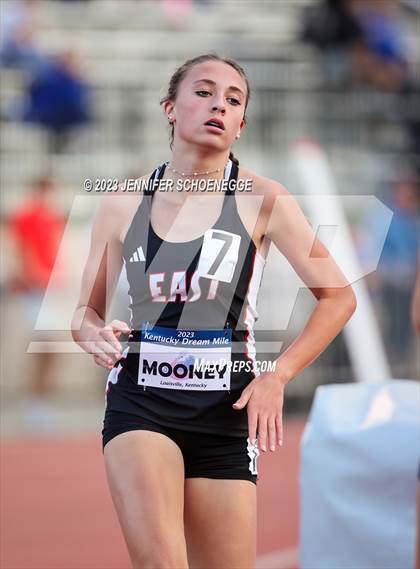Thumbnail 3 in Kentucky Dream Mile photogallery.