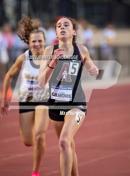 Thumbnail 1 in Kentucky Dream Mile photogallery.