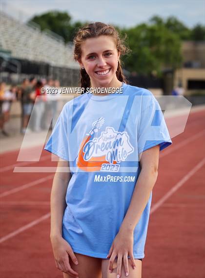 Thumbnail 1 in Kentucky Dream Mile photogallery.