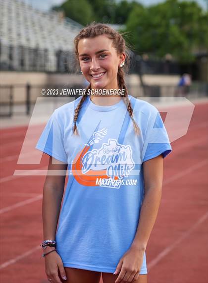 Thumbnail 2 in Kentucky Dream Mile photogallery.