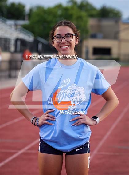 Thumbnail 2 in Kentucky Dream Mile photogallery.