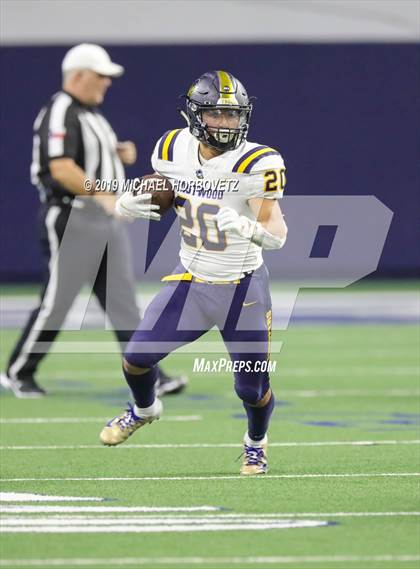 Thumbnail 2 in Eastwood vs. Plano photogallery.