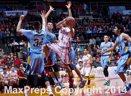 Thumbnail 2 in Hanford vs Monache (CIF CS D2 Final) photogallery.