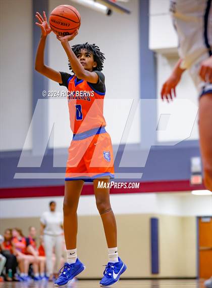 Thumbnail 3 in Grand Oaks vs College Park photogallery.