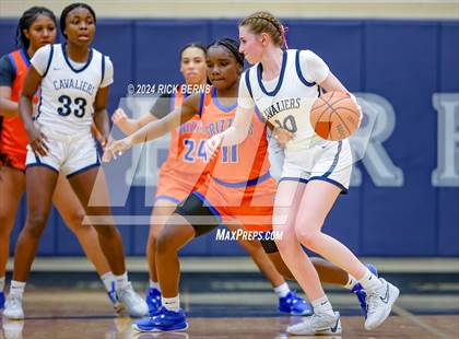 Thumbnail 3 in Grand Oaks vs College Park photogallery.