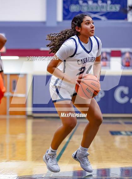 Thumbnail 1 in Grand Oaks vs College Park photogallery.