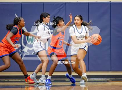 Thumbnail 3 in Grand Oaks vs College Park photogallery.