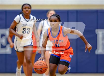 Thumbnail 3 in Grand Oaks vs College Park photogallery.
