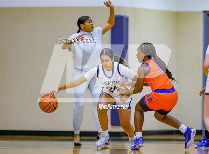 Thumbnail 1 in Grand Oaks vs College Park photogallery.