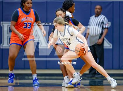 Thumbnail 3 in Grand Oaks vs College Park photogallery.