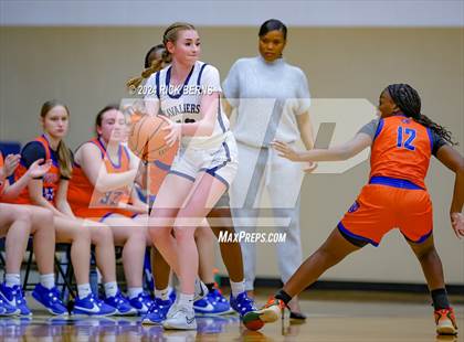 Thumbnail 3 in Grand Oaks vs College Park photogallery.
