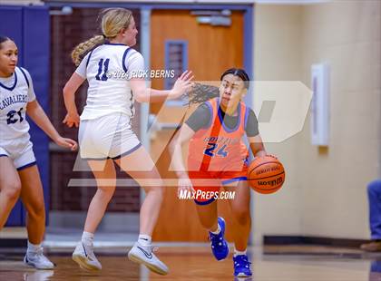 Thumbnail 1 in Grand Oaks vs College Park photogallery.