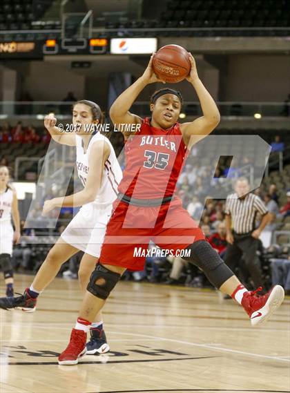 Thumbnail 2 in Butler vs Sacred Heart (KHSAA Sweet Sixteen Tournament) For editorial use only photogallery.