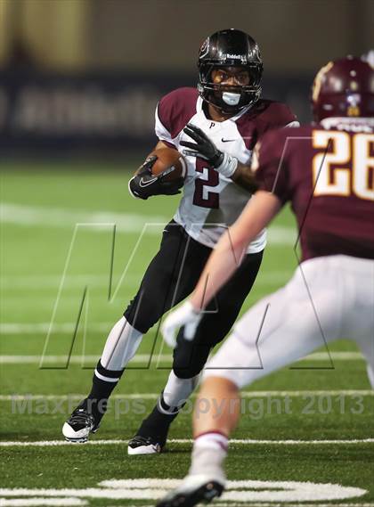 Thumbnail 3 in Pearland vs. Deer Park (UIL 5A Bi-District Playoff) photogallery.