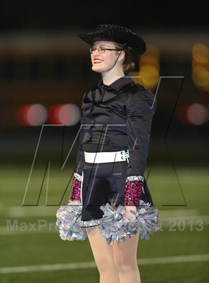 Thumbnail 1 in Pearland vs. Deer Park (UIL 5A Bi-District Playoff) photogallery.