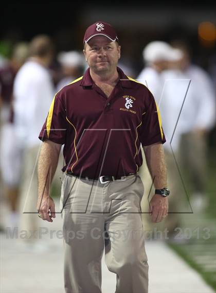 Thumbnail 1 in Pearland vs. Deer Park (UIL 5A Bi-District Playoff) photogallery.