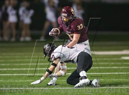 Thumbnail 2 in Pearland vs. Deer Park (UIL 5A Bi-District Playoff) photogallery.