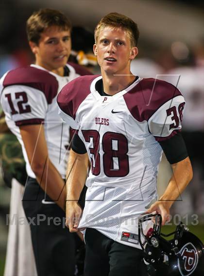 Thumbnail 3 in Pearland vs. Deer Park (UIL 5A Bi-District Playoff) photogallery.
