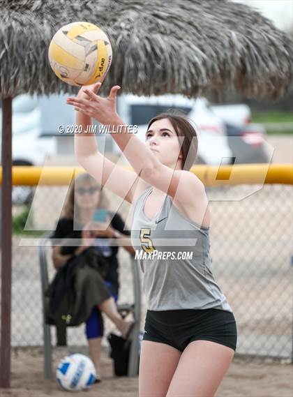 Thumbnail 3 in Verrado Pool Play (OC Beach Invitational) photogallery.