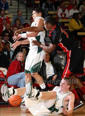Thumbnail 1 in Westchester vs. De La Salle (Nike Extravaganza) photogallery.