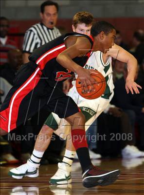 Thumbnail 1 in Westchester vs. De La Salle (Nike Extravaganza) photogallery.