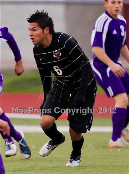 Thumbnail 3 in Pearland vs Angleton (Friendswood Invitational) photogallery.