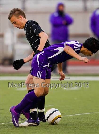 Thumbnail 3 in Pearland vs Angleton (Friendswood Invitational) photogallery.