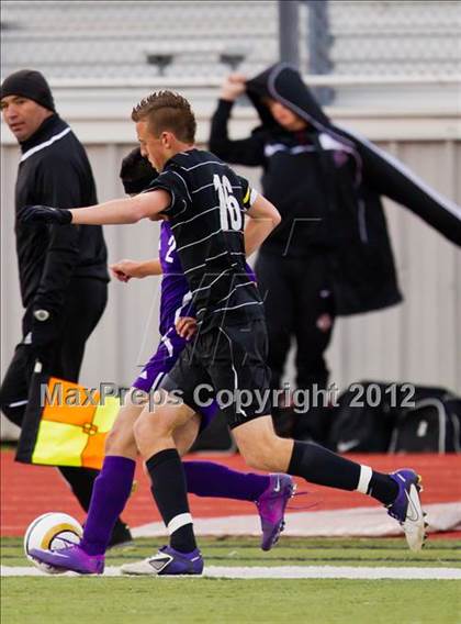 Thumbnail 3 in Pearland vs Angleton (Friendswood Invitational) photogallery.