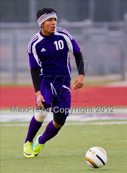 Thumbnail 1 in Pearland vs Angleton (Friendswood Invitational) photogallery.