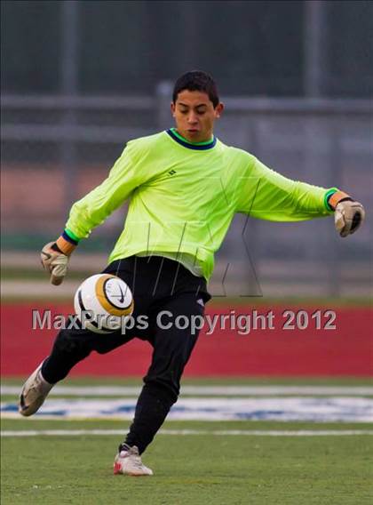 Thumbnail 2 in Pearland vs Angleton (Friendswood Invitational) photogallery.