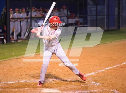 Thumbnail 3 in Tompkins vs Katy photogallery.