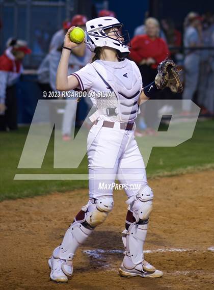 Thumbnail 2 in Tompkins vs Katy photogallery.