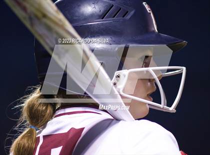 Thumbnail 2 in Tompkins vs Katy photogallery.